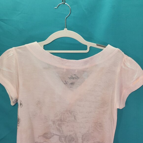 Bleu Clair By Claire Pettibone Womens V-Neck Rose Pattern Script T-Shirt Size M - Picture 8 of 10